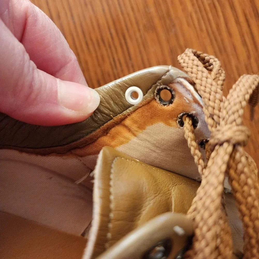 P. W. Minor Orthopedic Beige Lace Up Wedge Heel Comfort Shoe‎ 8 Wide Inserts